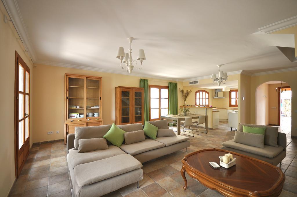 Houm Villa Cala Pi Cala Pi  Szoba fotó
